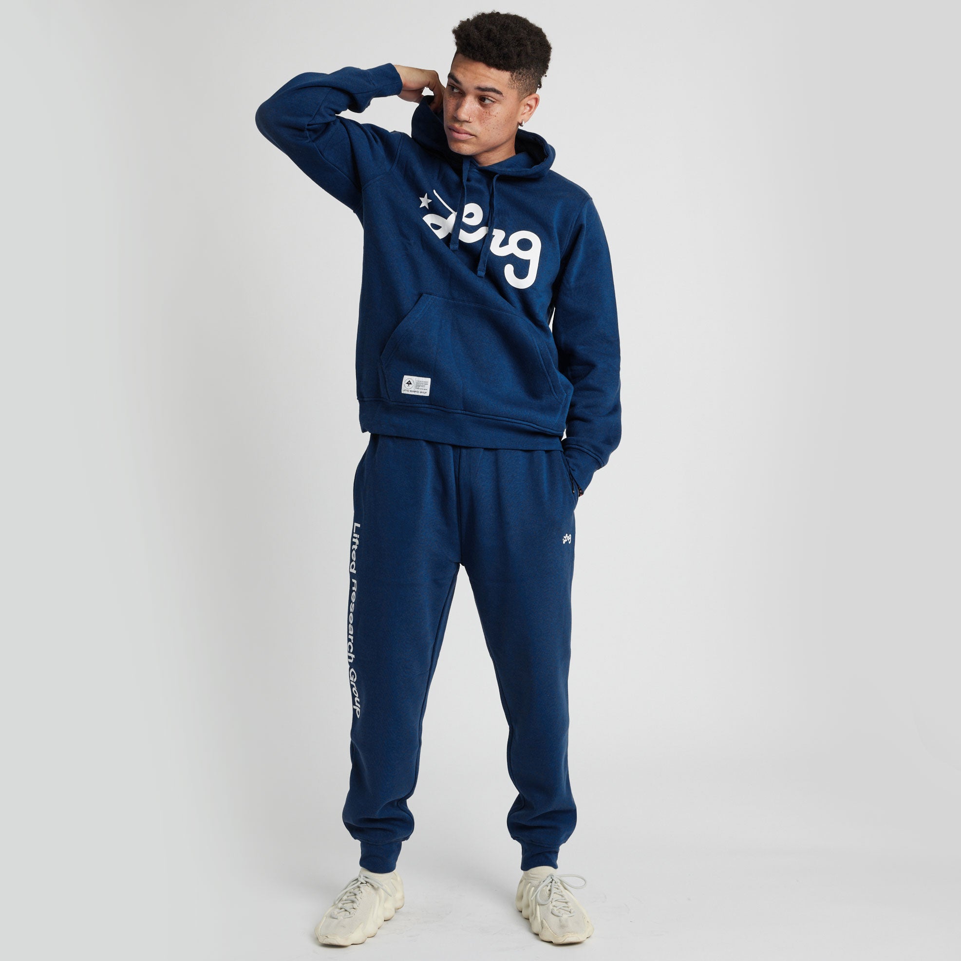 LIFTED SCRIPT PULLOVER HOODIE - NAVY