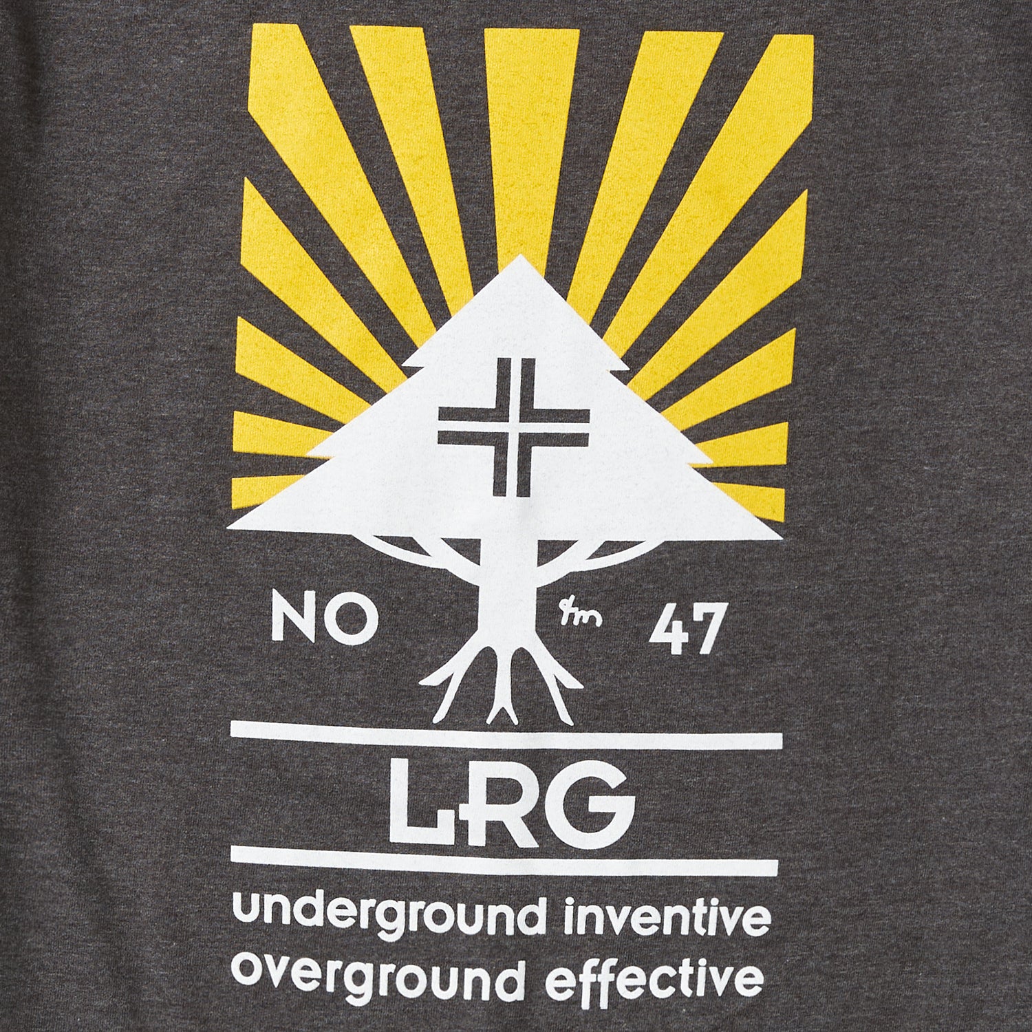 4700 RISING TREE TEE - CHARCOAL HEATHER