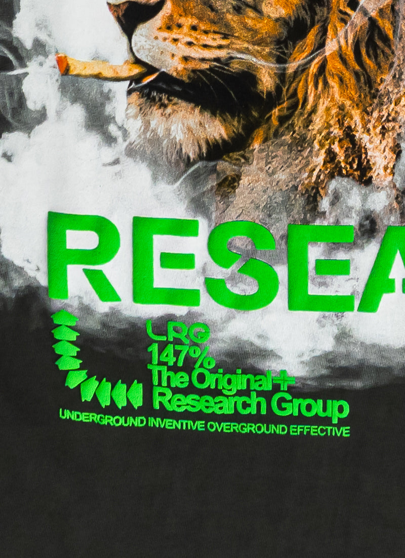 LIFTED ABOVE THE CLOUDS TEE - PIGMENT BLACK