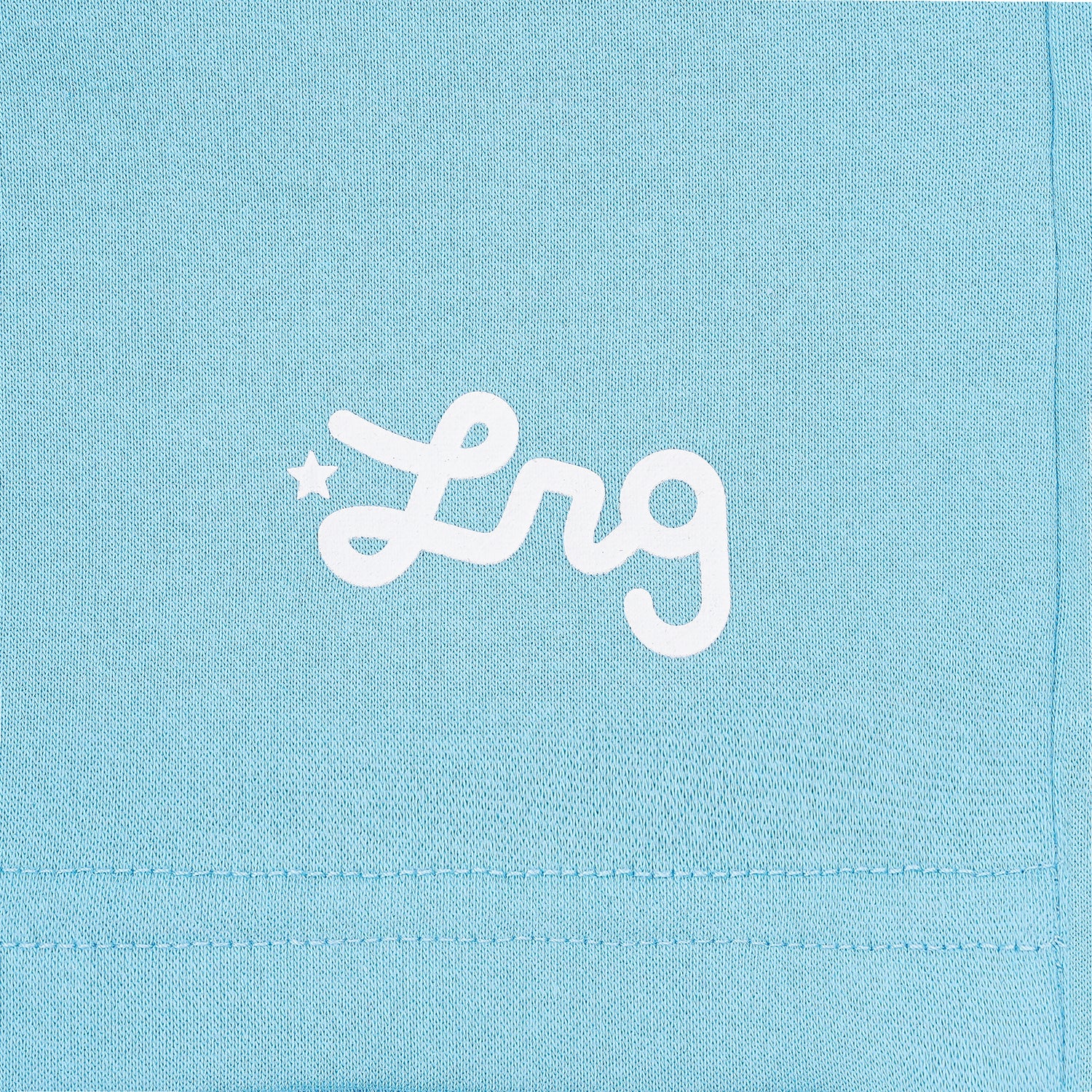 LIFTED SCRIPT SHORT - Carolina Blue