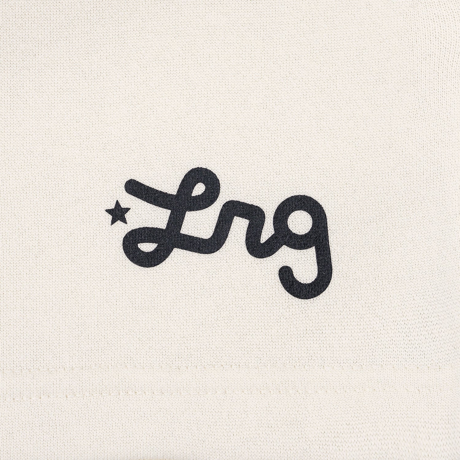 LIFTED SCRIPT SHORT - Off White