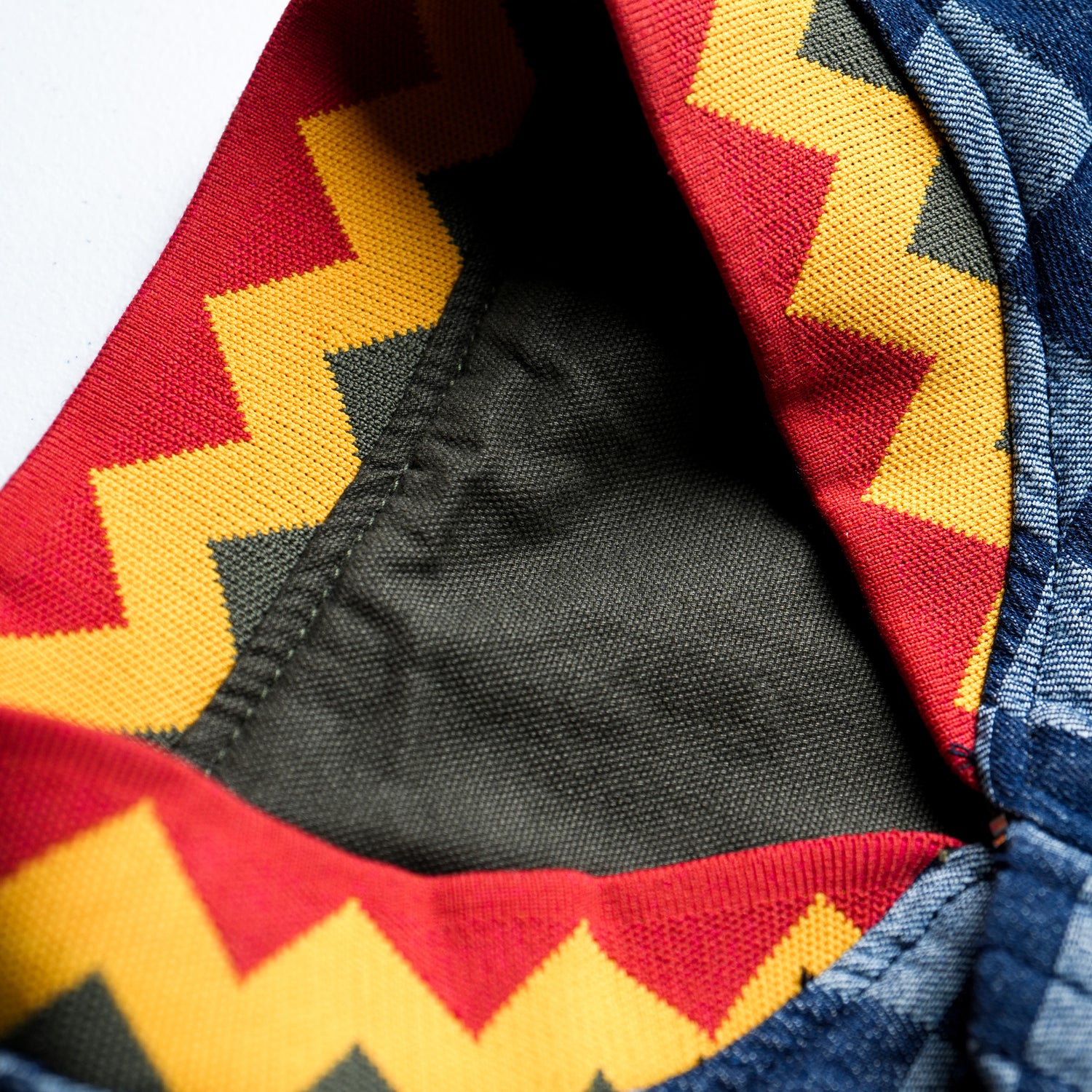 TRENCHTOWN REVERSIBLE BOMBER - MILITARY GREEN