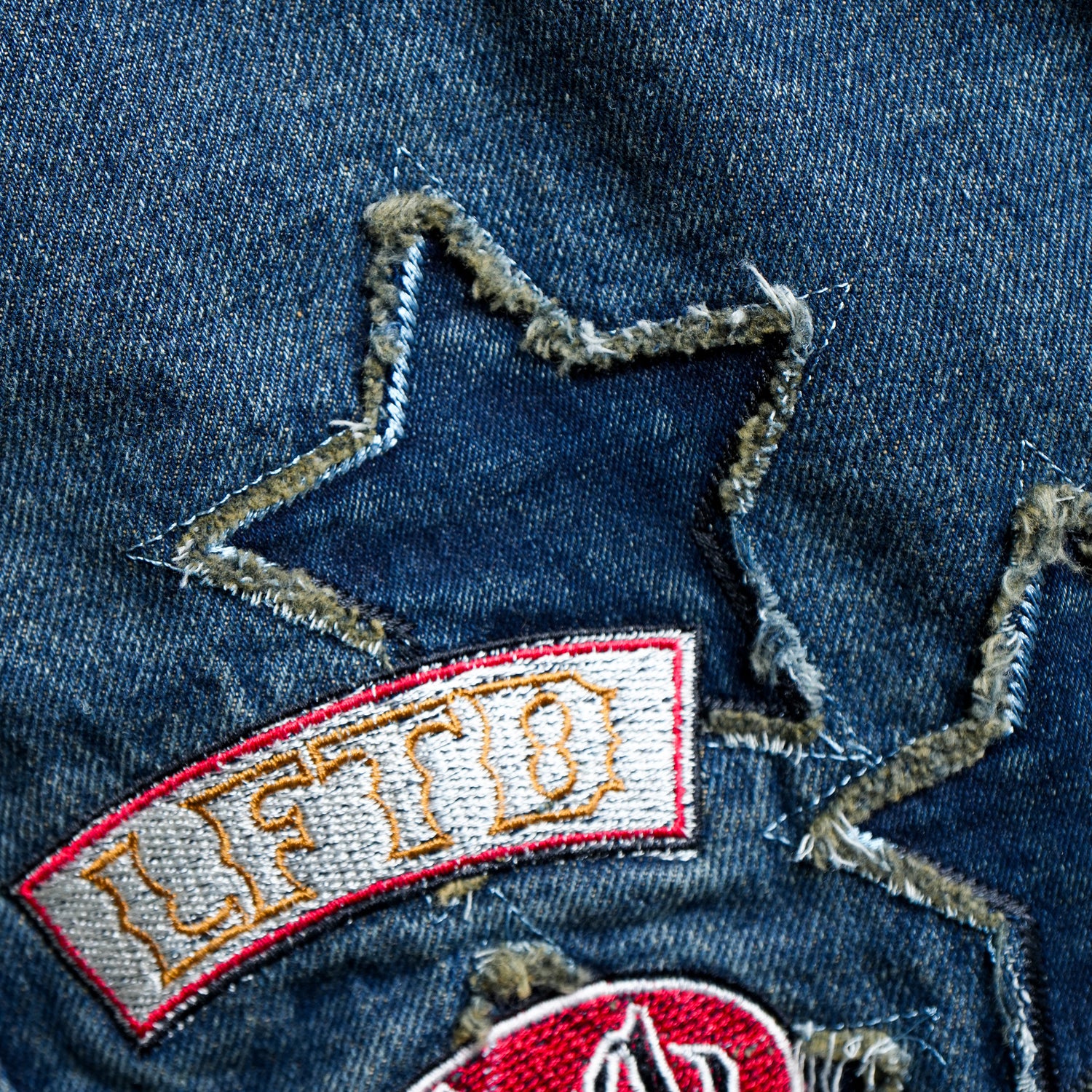 STAR POWER DENIM SHORTS - Dark Indigo Wash