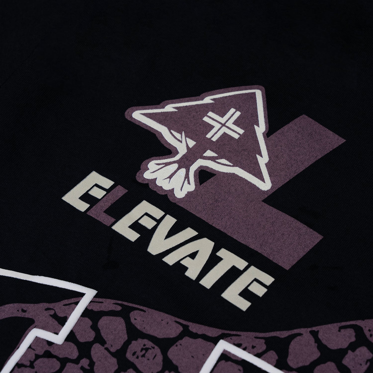 TRACK AND FEEL VARSITY L/S TEE - BLACK