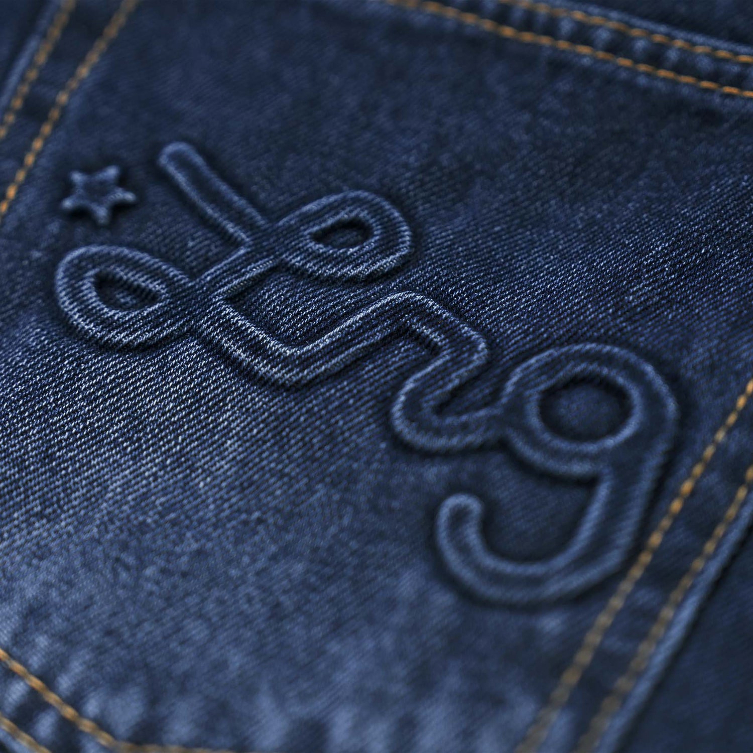 ROOTS SCHOOL DENIM SHORT - BLUE WASH