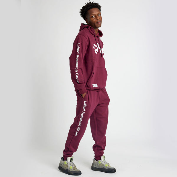 LIFTED SCRIPT PULLOVER HOODIE - BURGUNDY